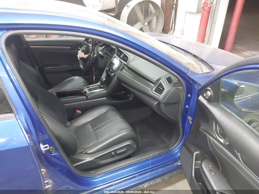 2017 HONDA CIVIC auction photo 5