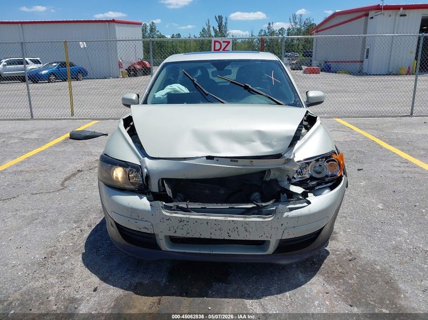 2008 Volvo C30 T5 R-Design/T5 Version 1.0/T5 Version 2.0 VIN: YV1MK672182074222 Lot: 45062836