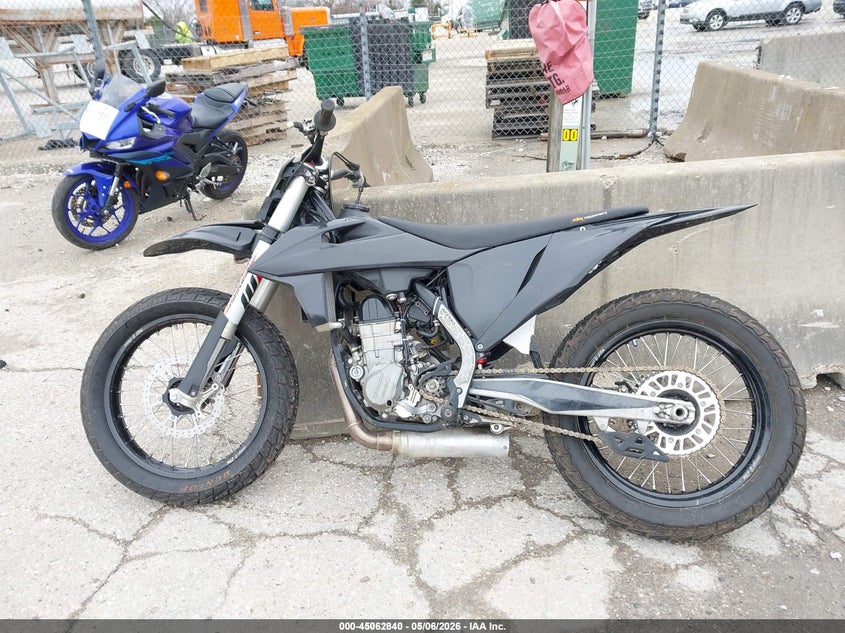 2020 Ktm 450 Sx-F VIN: VBKSXR437LM385274 Lot: 45062840