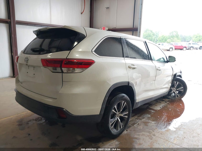 2019 TOYOTA HIGHLANDER auction photo 4