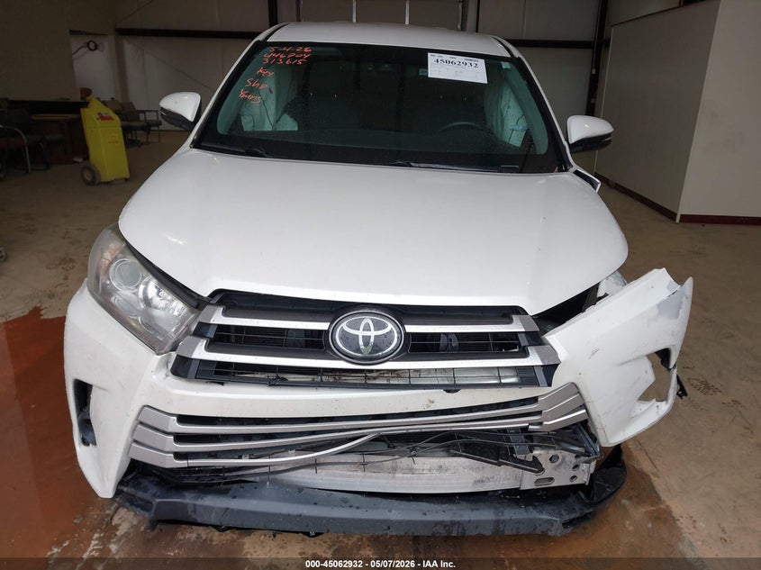 2019 TOYOTA HIGHLANDER auction photo 6