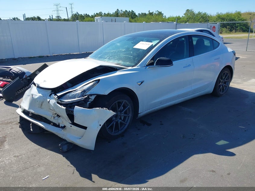 2020 Tesla Model 3 Standard Range Plus Rear-Wheel Drive/Standard Range Rear-Wheel Drive 5YJ3E1EA5LF737402 photo 1