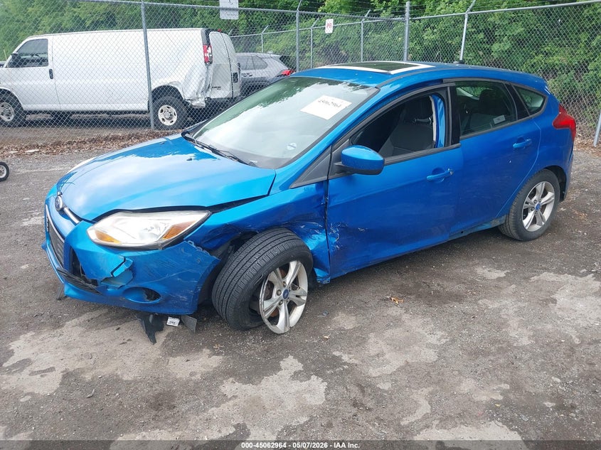 2012 Ford Focus Se 1FAHP3K2XCL117446 photo 1