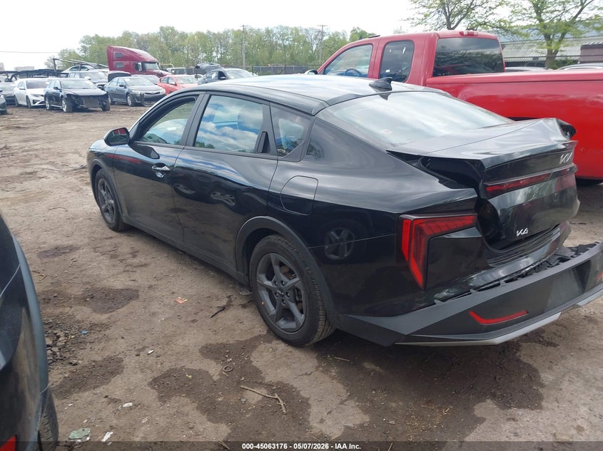Vin: 3kpft4de2se129463, lot: 45560721, kia k4 lxs 20253