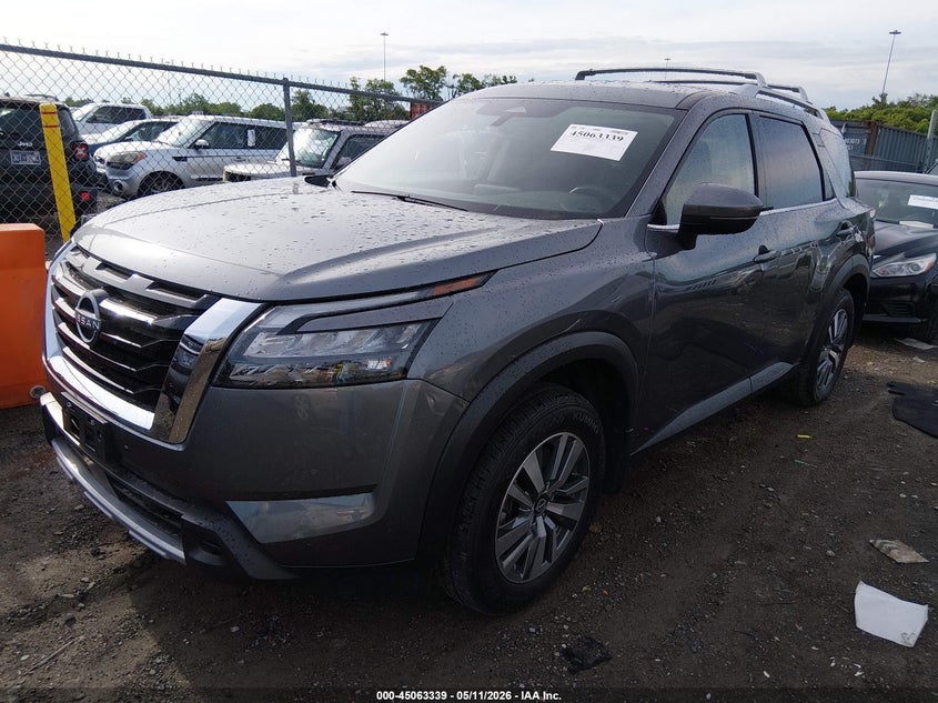 2025 NISSAN PATHFINDER auction photo 2