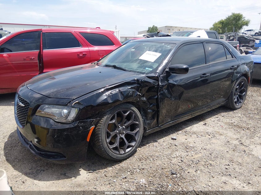 Vin: 2c3ccaag2lh115659, lot: 45561131, chrysler 300 touring 20202