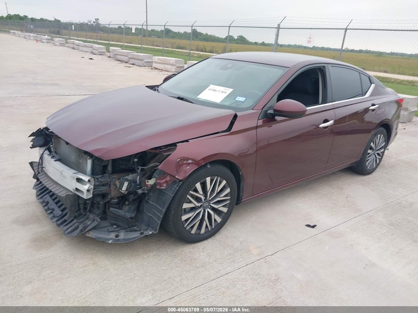 2023 NISSAN ALTIMA auction photo 2