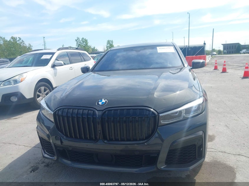 2021 BMW 7ER SEDAN 6.6L V-12 DI, DOHC, VVT, TURBO, 600HP