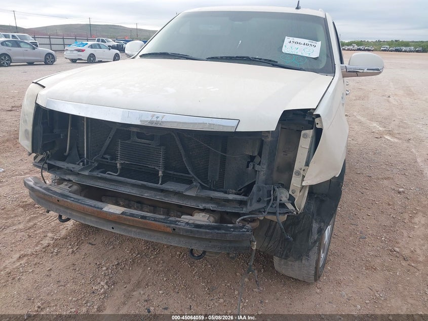 2009 CADILLAC ESCALADE auction photo 6