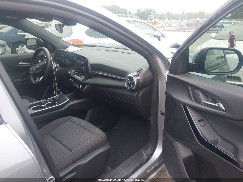 2026 CHEVROLET EQUINOX auction photo 5