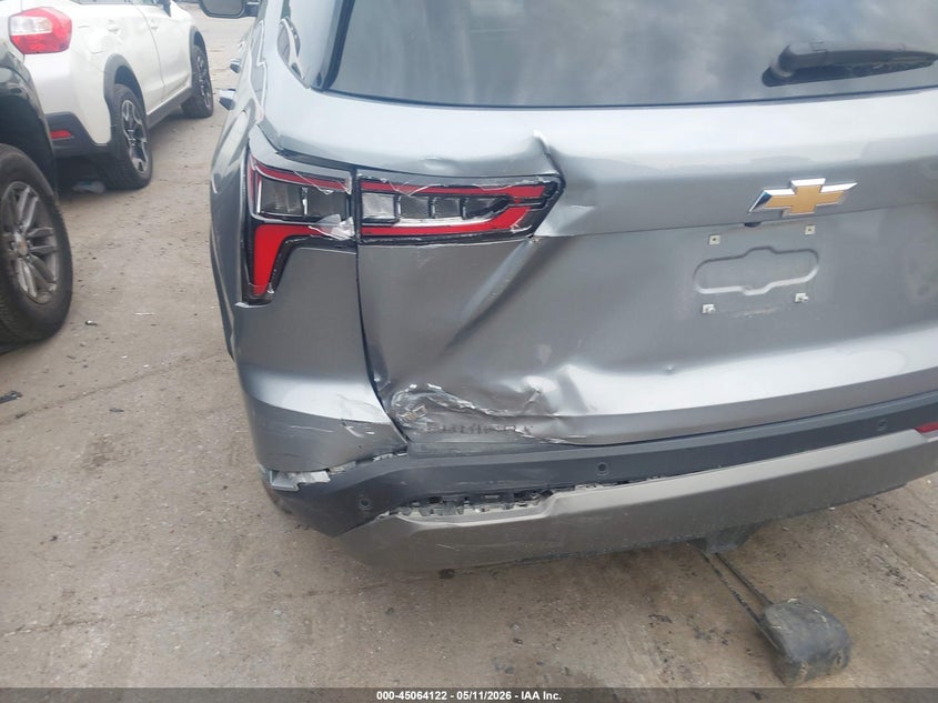 2026 CHEVROLET EQUINOX auction photo 6