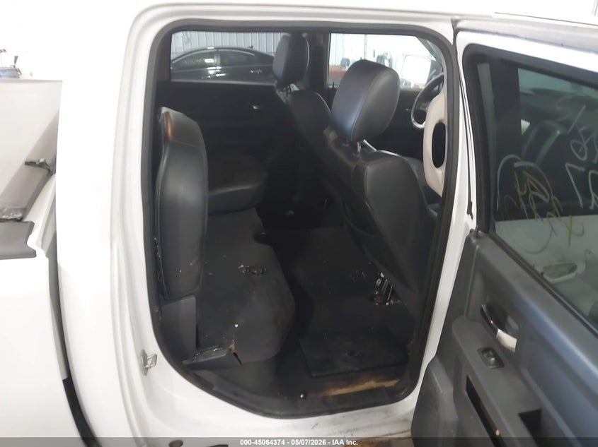 2012 RAM 1500 auction photo 8