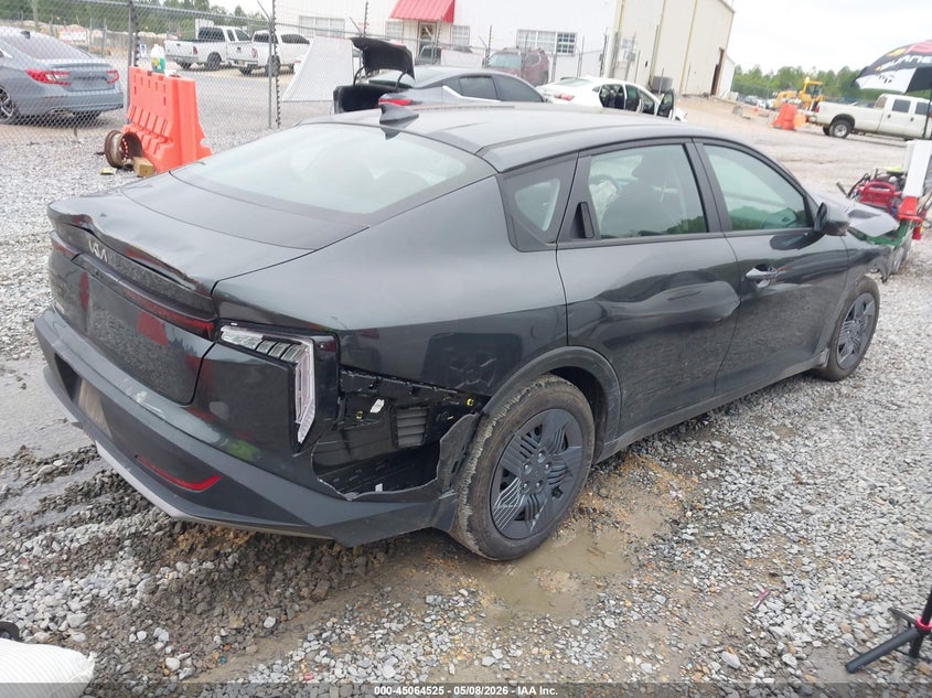 2025 KIA K4 auction photo 4