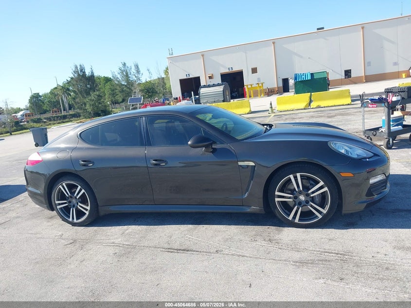 2012 Porsche Panamera 4 VIN: WP0AA2A75CL072582 Lot: 45064686