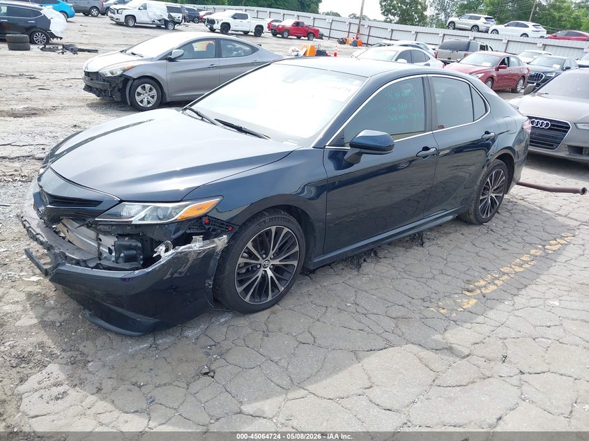 2020 TOYOTA CAMRY auction photo 2