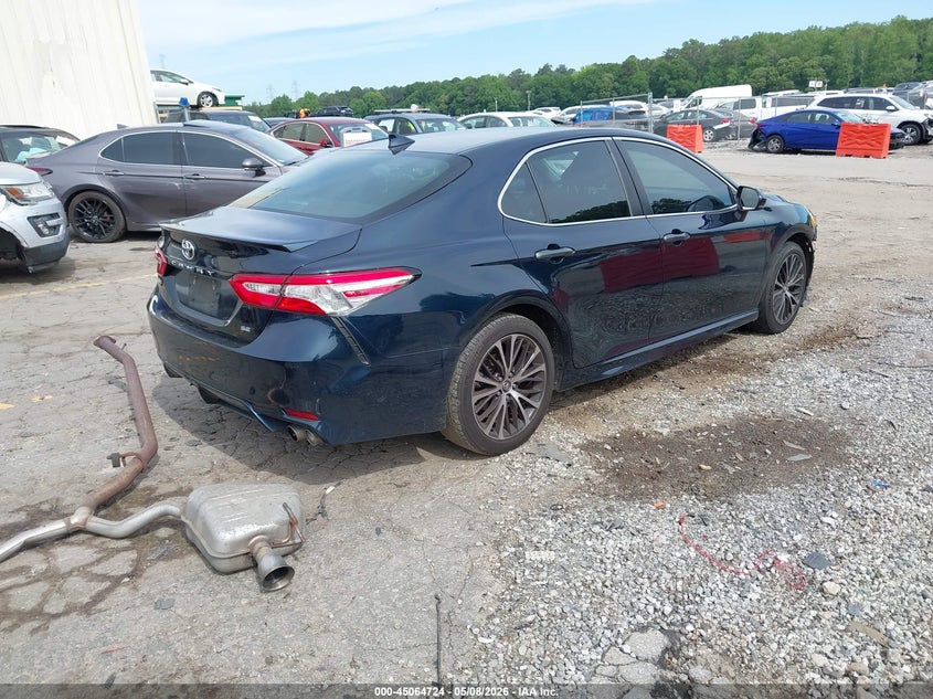 2020 TOYOTA CAMRY auction photo 4