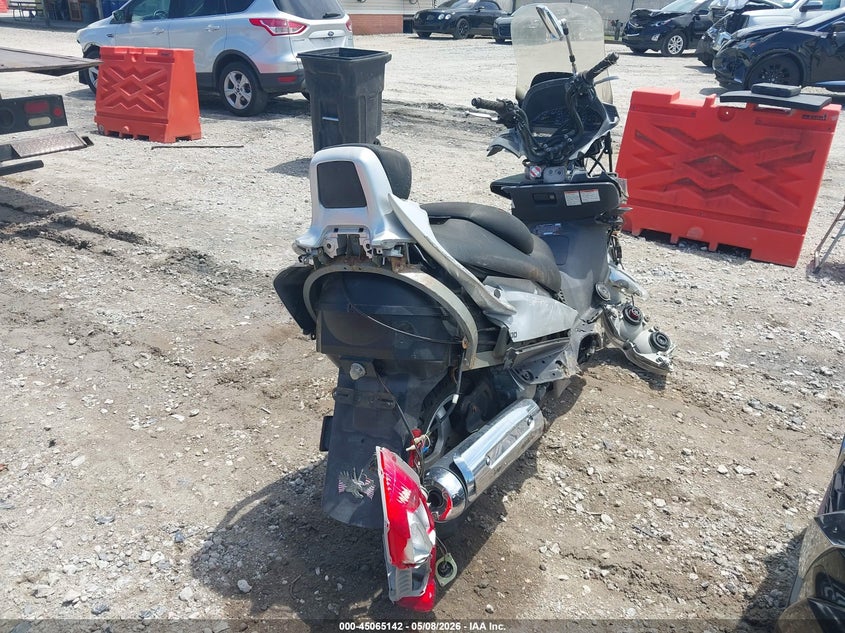 SUZUKI AN400 2005