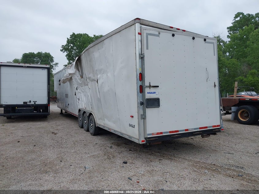 2006 AMERICAN HAULER ENCLOSED RACE CAR HA auction photo 3