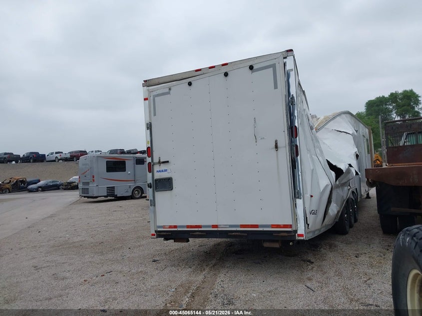 2006 AMERICAN HAULER ENCLOSED RACE CAR HA auction photo 4