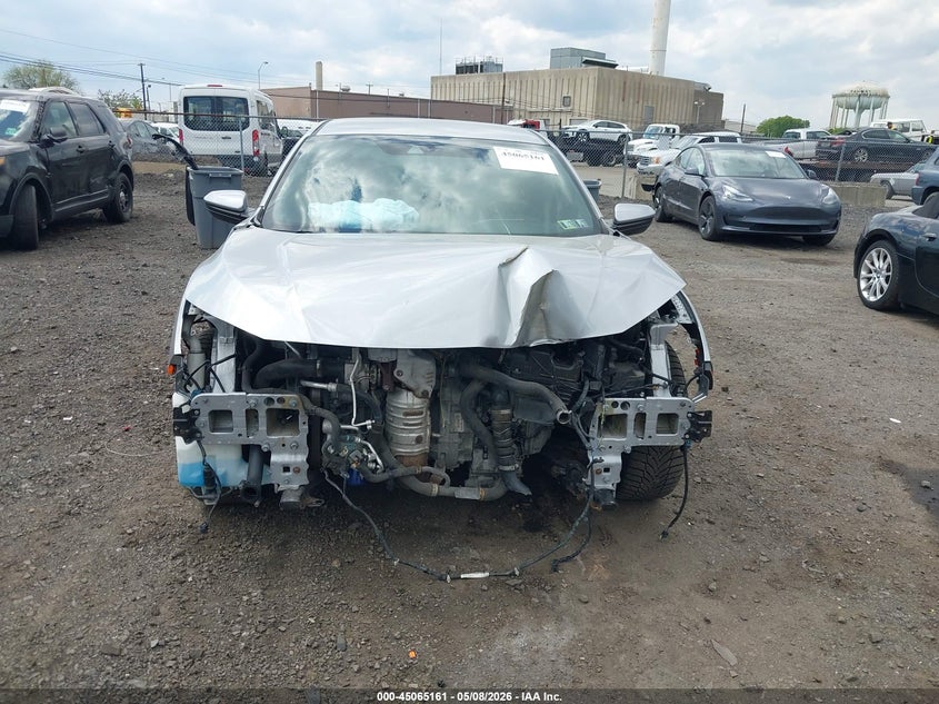 2019 HONDA CIVIC auction photo 6