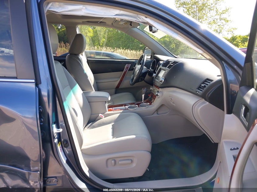 2012 TOYOTA HIGHLANDER HYBRID auction photo 5