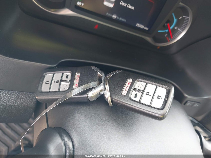 VIN 5FNYF6H04MB018940 2021 HONDA PILOT AWD ELITE