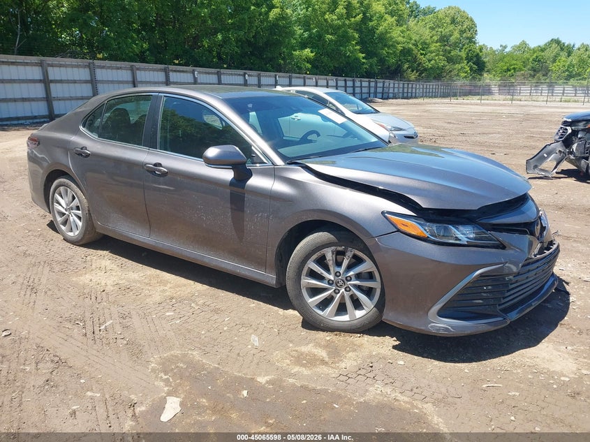 TOYOTA CAMRY - zdjęcie 1