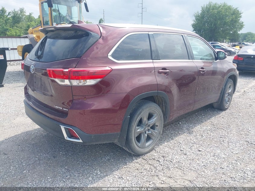 2017 TOYOTA HIGHLANDER auction photo 4
