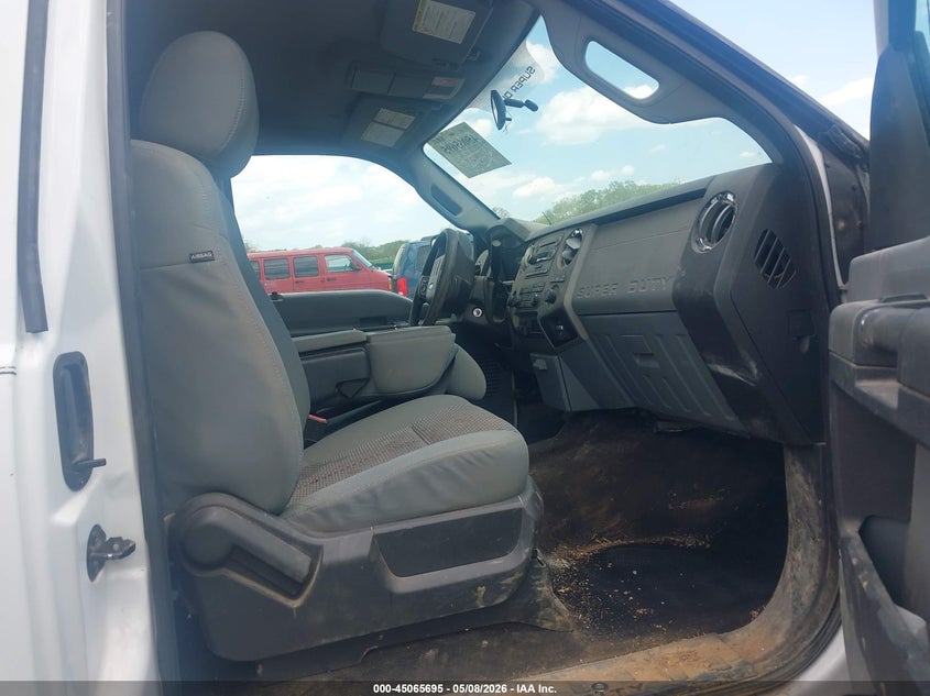 2015 FORD F-250 auction photo 5