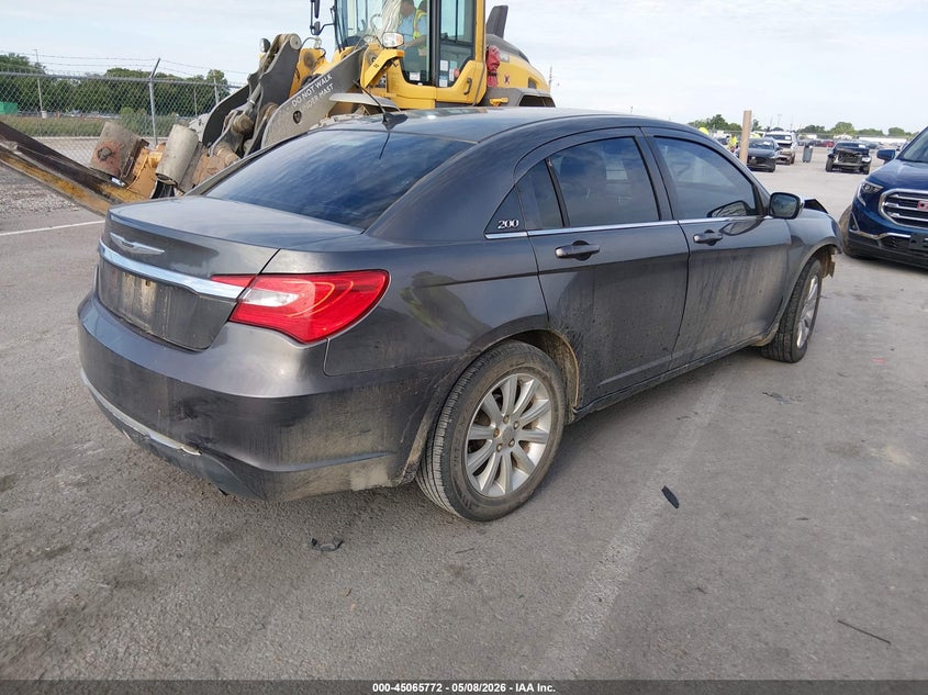 Vin: 1c3ccbbb8en177215, lot: 45563317, chrysler 200 touring 20144