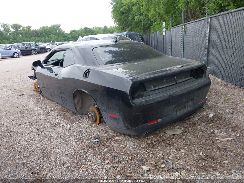 Vin: 2c3cdzbt6gh330006, lot: 45563320, dodge challenger r/t plus shaker 20163