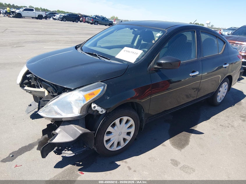 3N1CN7AP1KL829509 2019 Nissan Versa 1.6 Sv photo 1