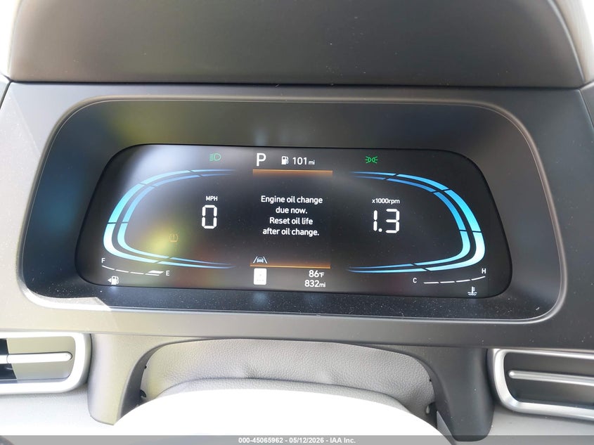 2026 HYUNDAI ELANTRA auction photo 7