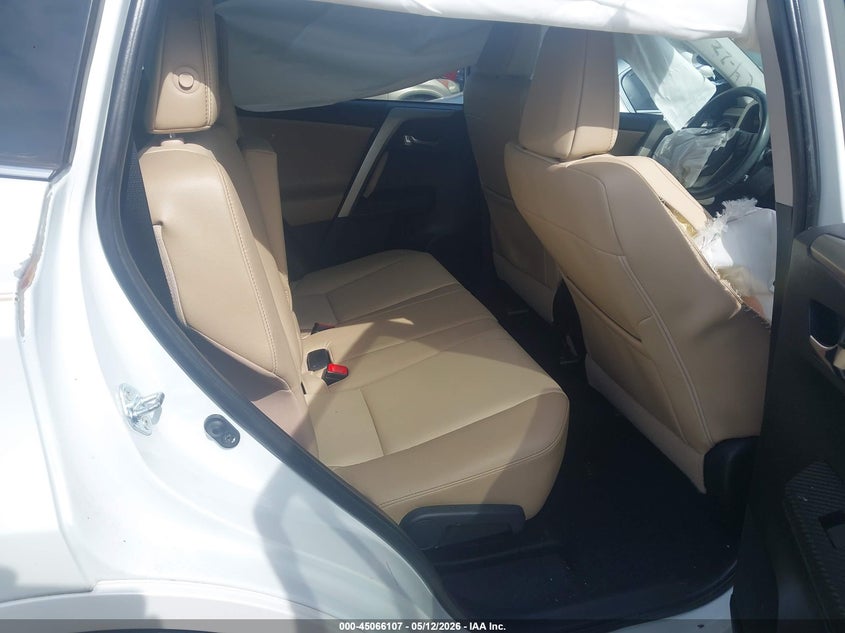 2015 TOYOTA RAV4 auction photo 8