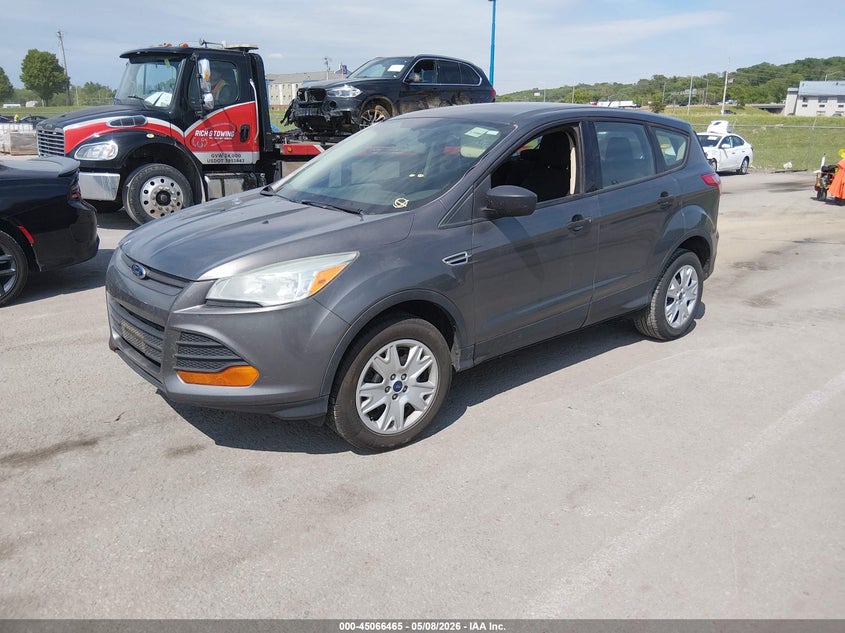 Vin: 1fmcu0f75dub15158, lot: 45564010, ford escape s 20132