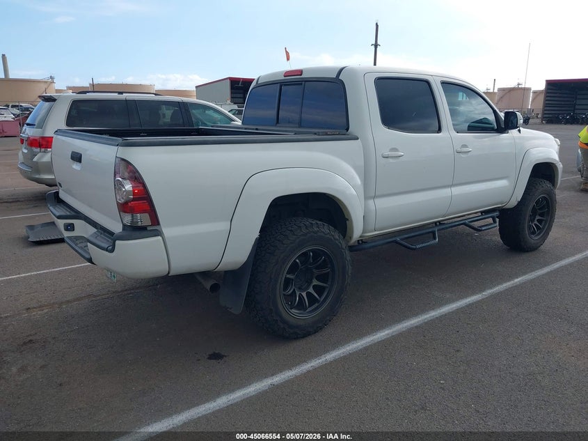 2012 TOYOTA TACOMA auction photo 4