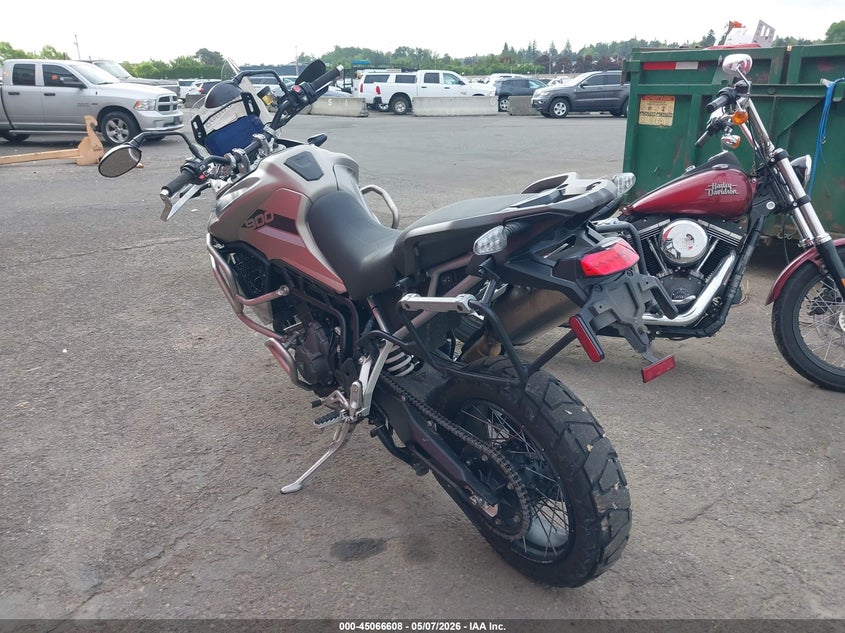 2023 TRIUMPH MOTORCYCLE TIGER auction photo 3