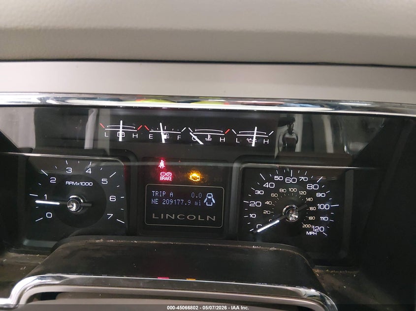 2010 Lincoln Navigator L VIN: 5LMJJ3J54AEJ08857 Lot: 45066802