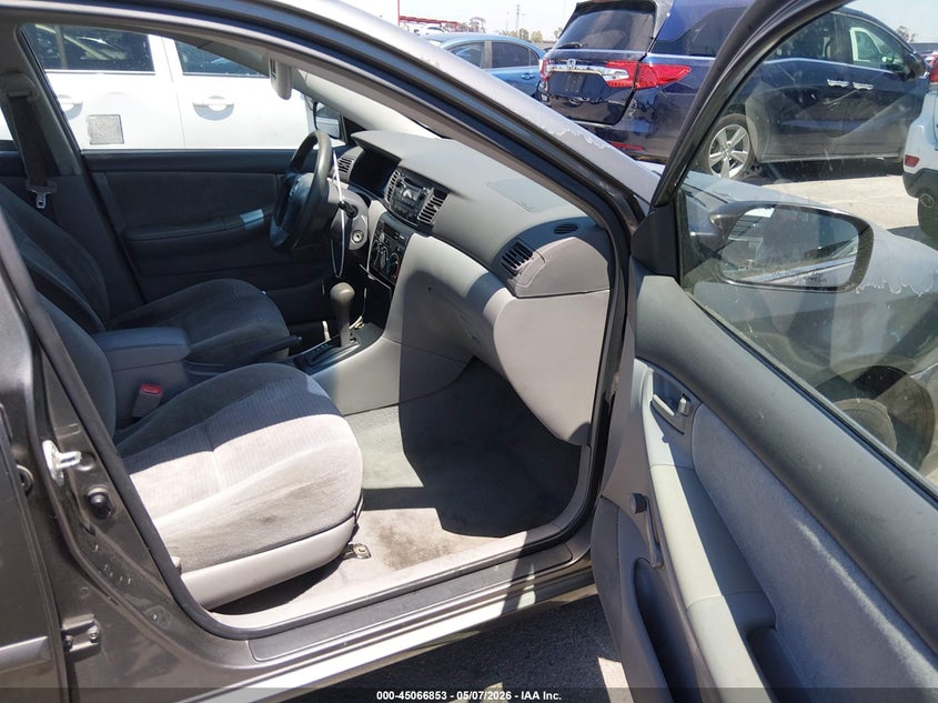 2005 TOYOTA COROLLA auction photo 5