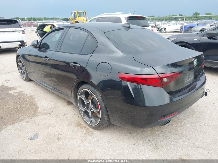 Vin: zarfambn0p7671716, lot: 45564401, alfa romeo giulia ti rwd 20233