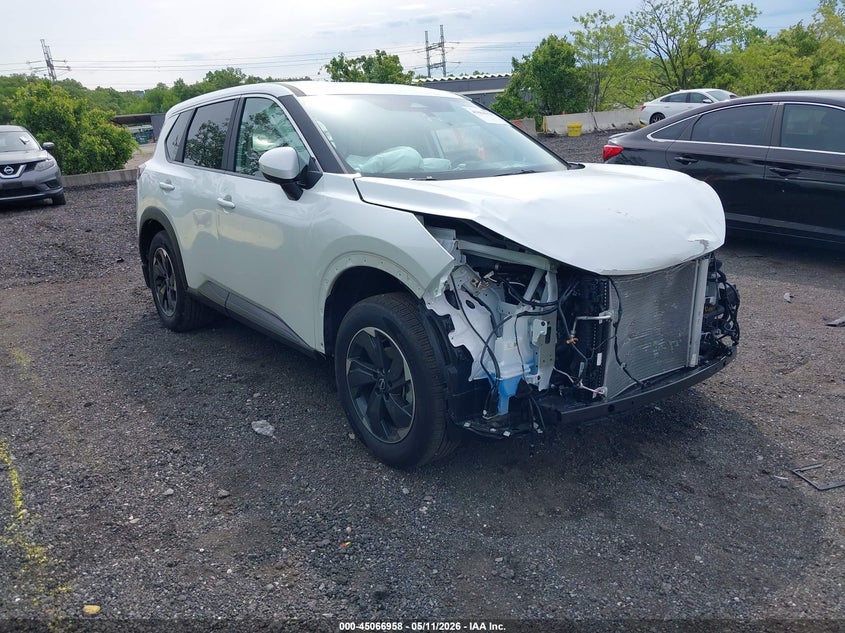 NISSAN ROGUE SV 2026