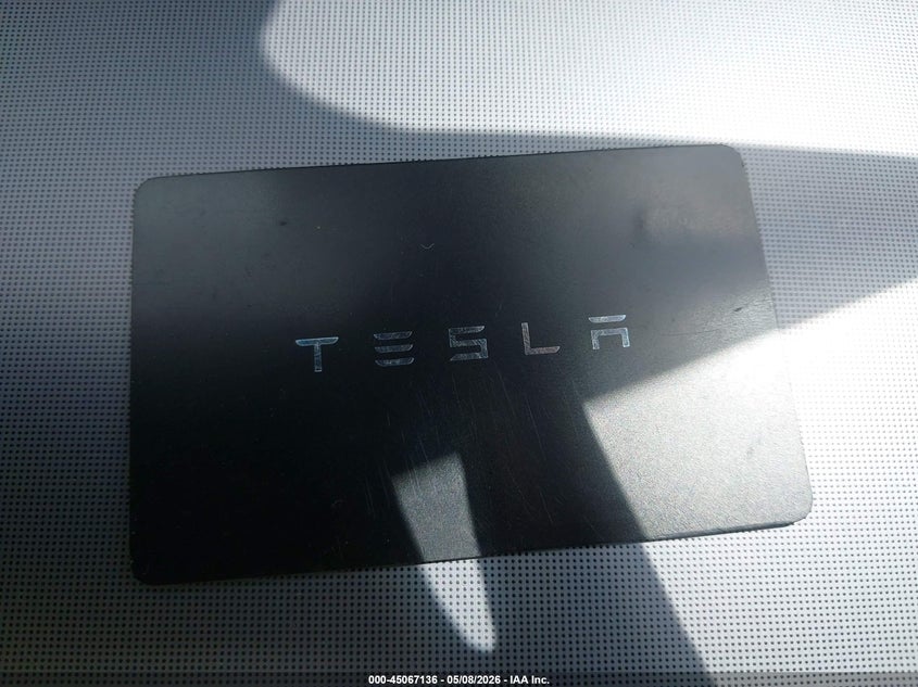 TESLA MODEL Y - zdjęcie 11