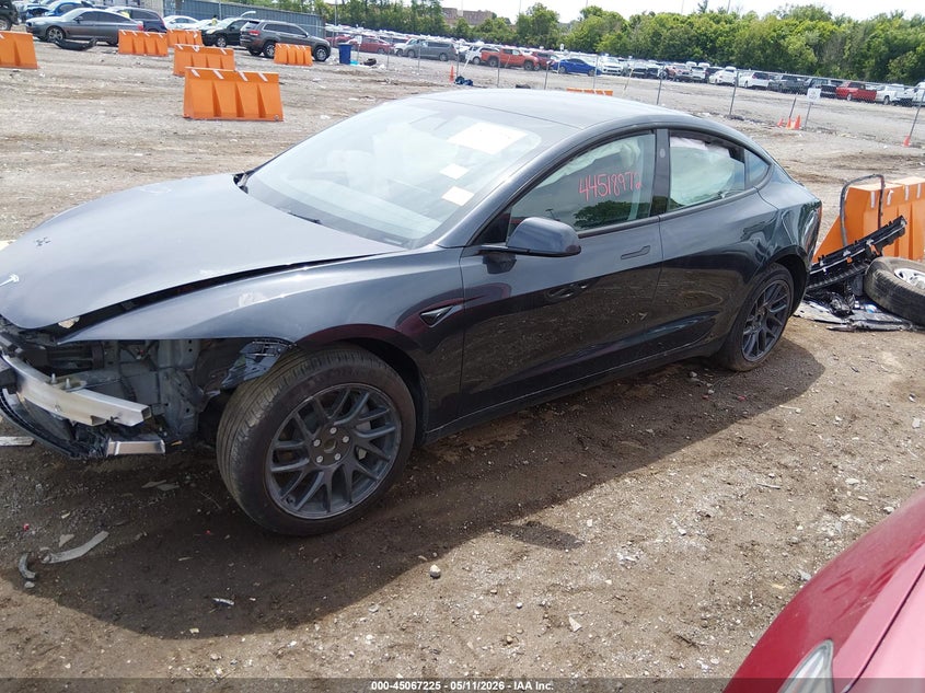 2025 Tesla Model 3 Long Range Rear-Wheel Drive/Standard Rear-Wheel Drive 5YJ3E1EA2SF070478 photo 1