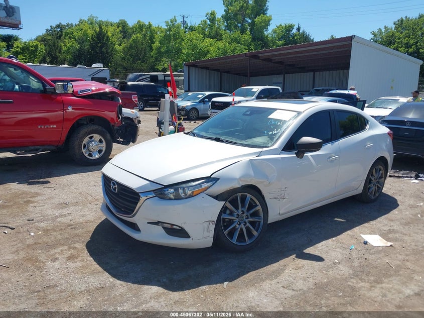 Vin: 3mzbn1v32jm191757, lot: 45564847, mazda mazda3 touring 20182