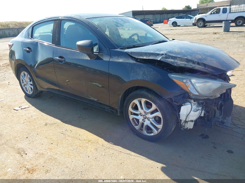 2018 TOYOTA YARIS IA