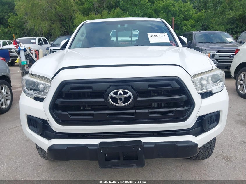 2017 TOYOTA TACOMA auction photo 6