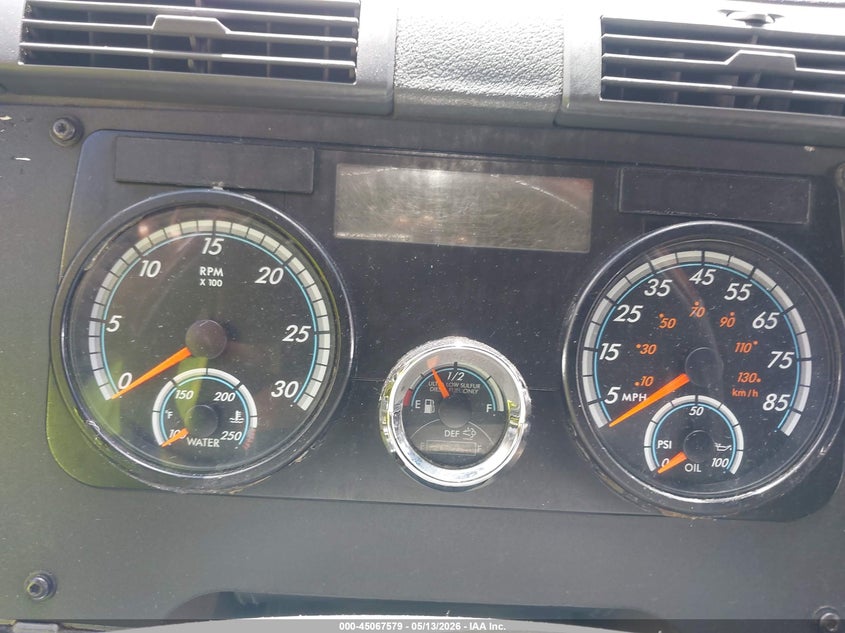 2018 FREIGHTLINER CASCADIA 125 auction photo 4