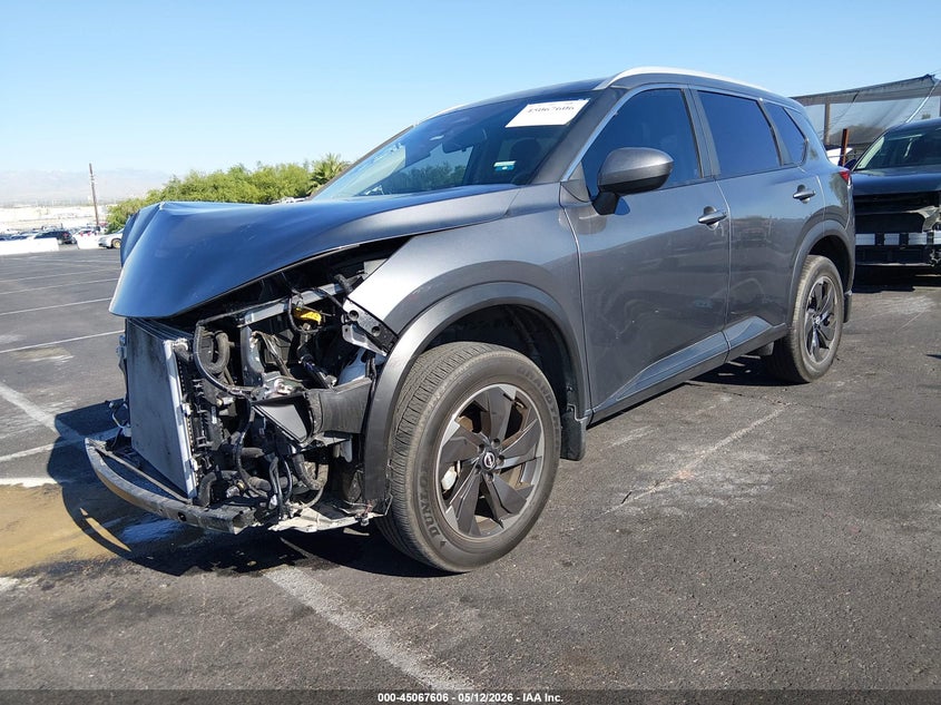 2024 NISSAN ROGUE auction photo 2