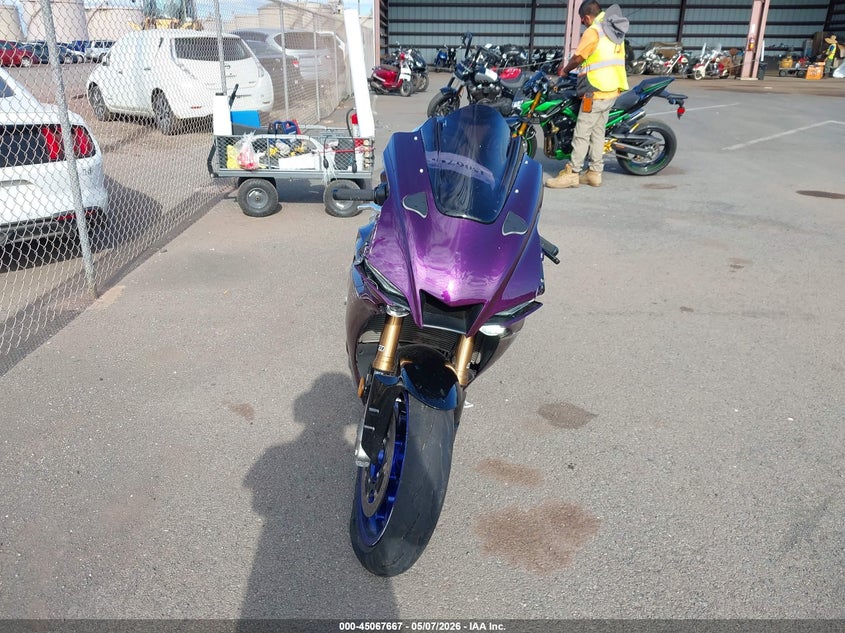2025 YAMAHA YZF1000 auction photo 5