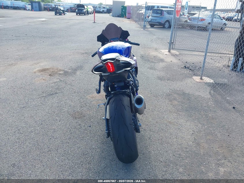 2025 YAMAHA YZF1000 auction photo 6